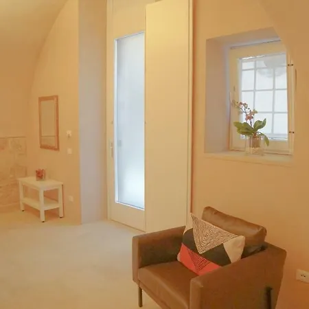 Stanze Dello Scirocco 招待所 诺托